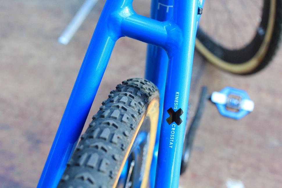 Kinesis Cross Race Evo - stay.jpg