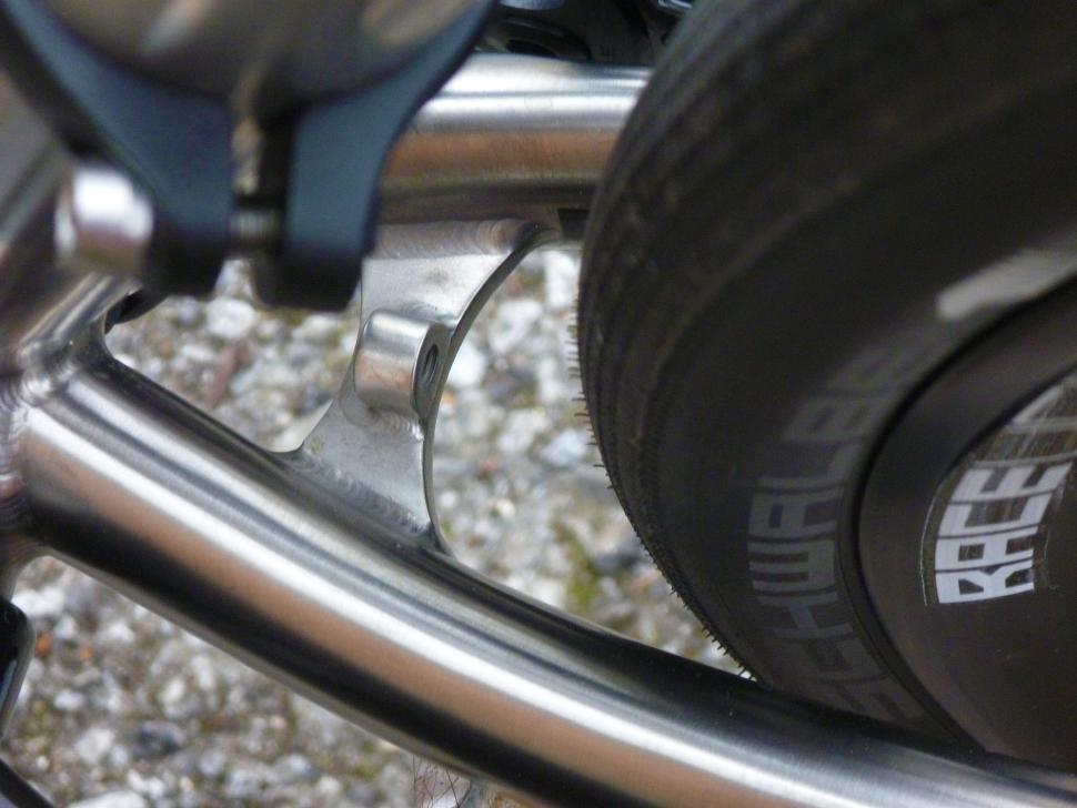 Kinesis GF_Ti Disc - mudguard mount.jpg