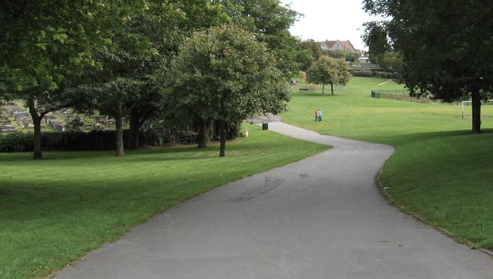 kingswood park - wikimedia commons.PNG