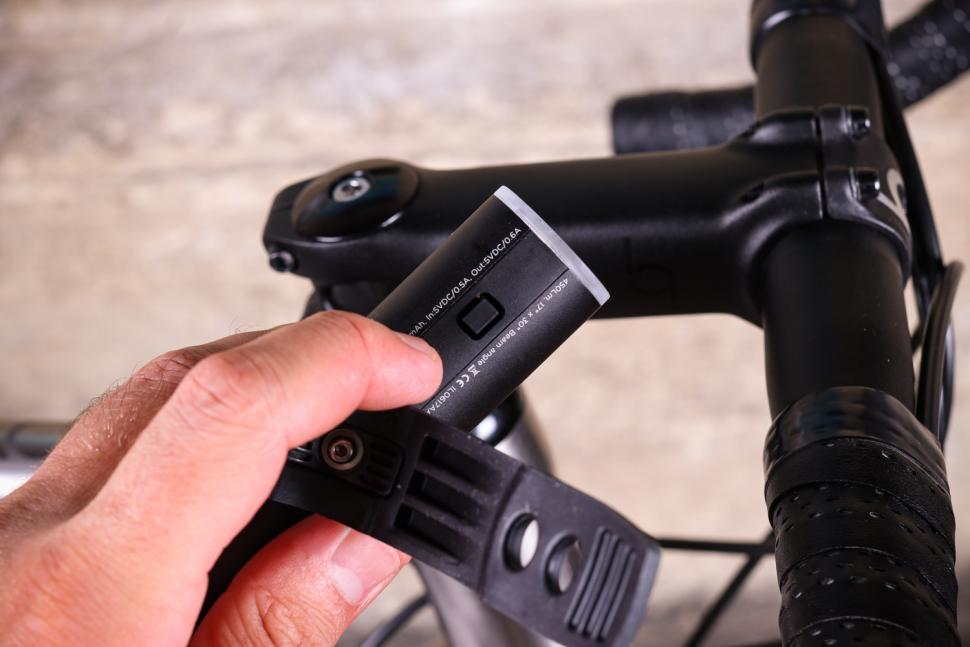Knog PWR Rider Front Light - power button.jpg