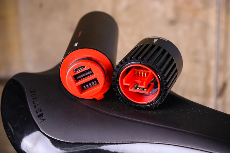 Knog PWR Trail Front Light - ports.jpg
