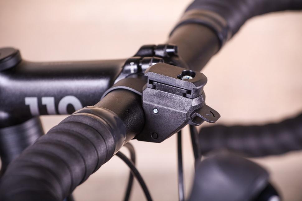Kryptonite Alley F-800 - mount.jpg
