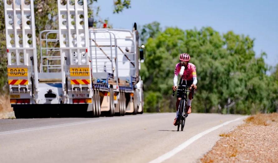 Lachlan Morton, Lap of Australia attempt (Karter Machen/EF Education-EasyPost)