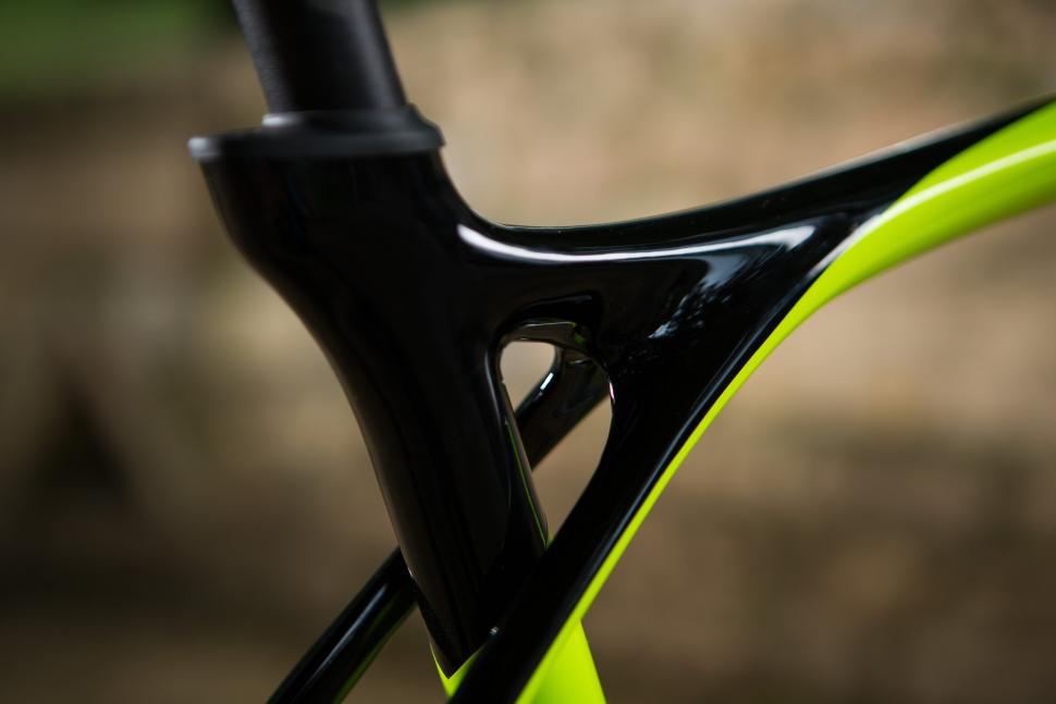lapierre 2017 bikes 16.jpg