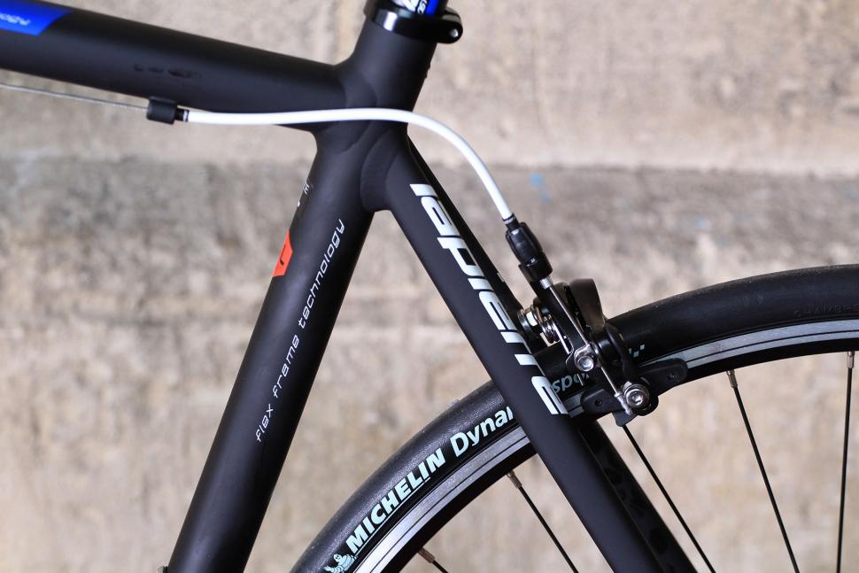 Lapierre Audacio 200 - seat tube junction.jpg