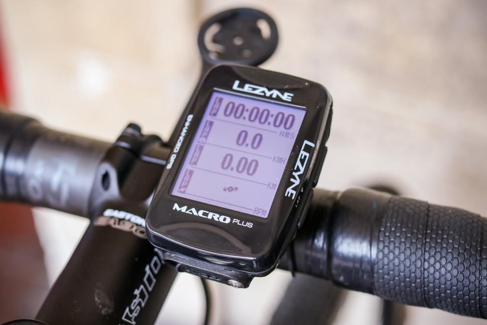 Lezyne Macro Plus GPS cycling computer - on bars 4.jpg