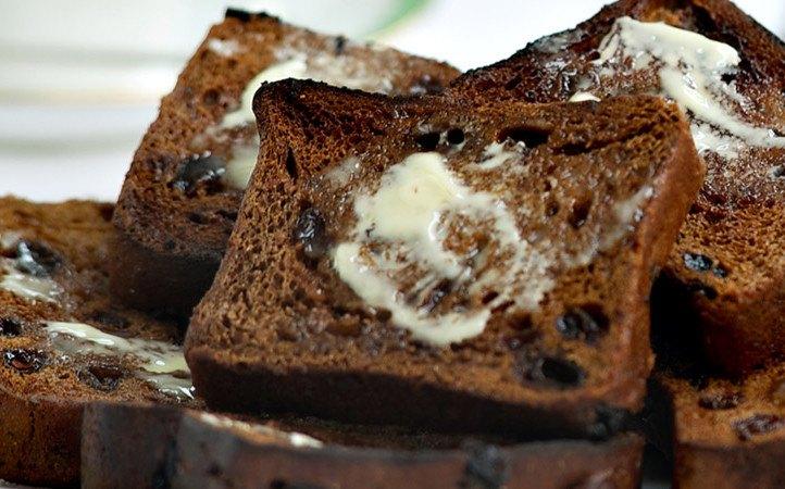 Lifestyle-Original-Malt-loaf1 (Image courtesy Soreen).jpg