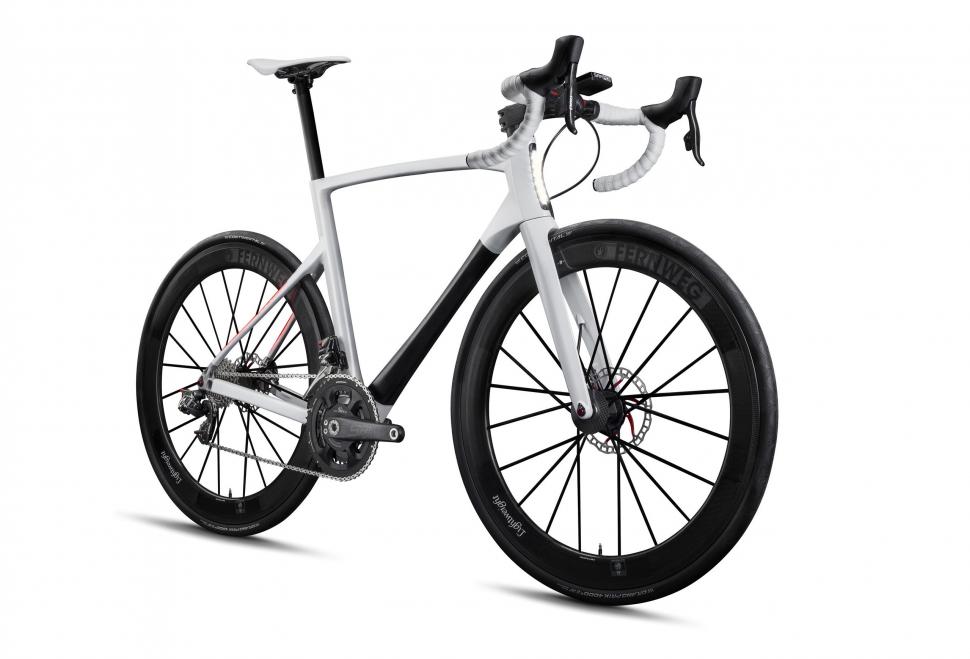 lightweight ride bike 2.jpg