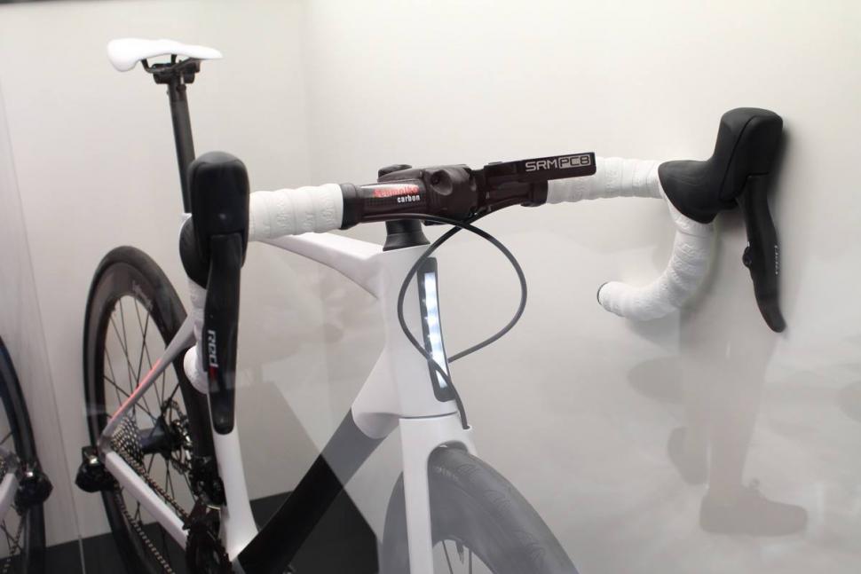 Lightweight Ride prototype head tube - 1.jpg