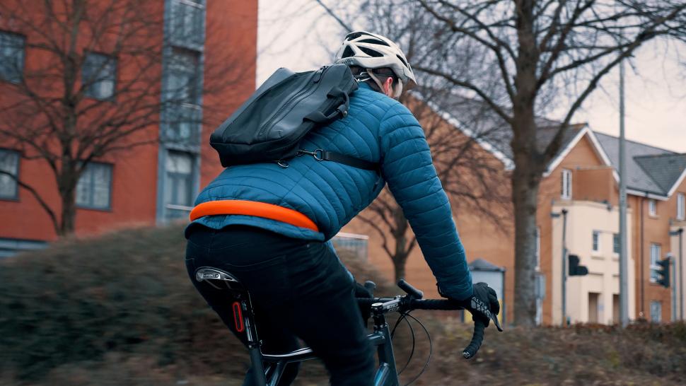 2021 LITELOK-CORE_BIKE_WEARABLE