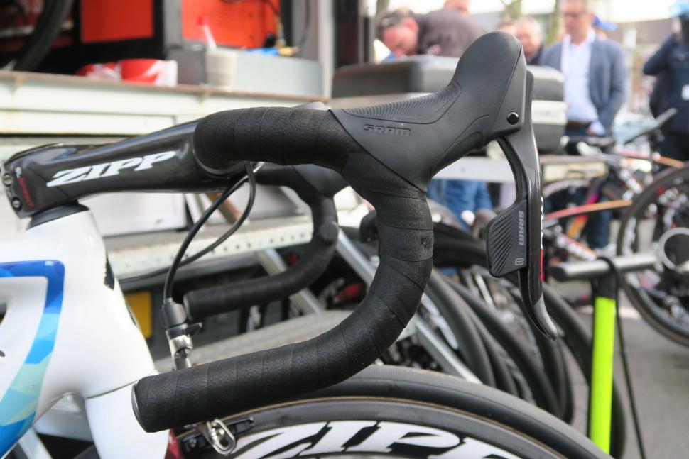 Lizzie Armitstead bike - 15.jpg