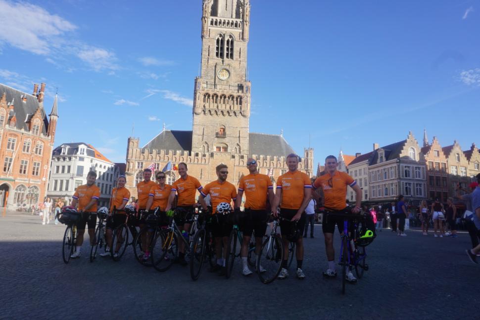 London Amsterdam ride komoot Bruges Market Square 02.JPG