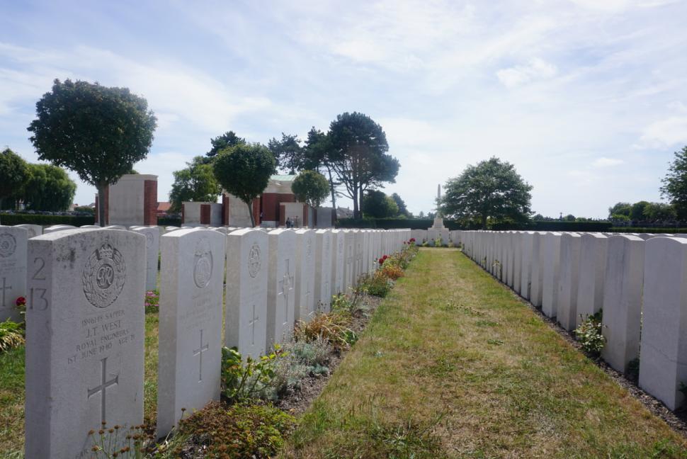 London Amsterdam ride komoot Dunkirk Memorial 03.JPG