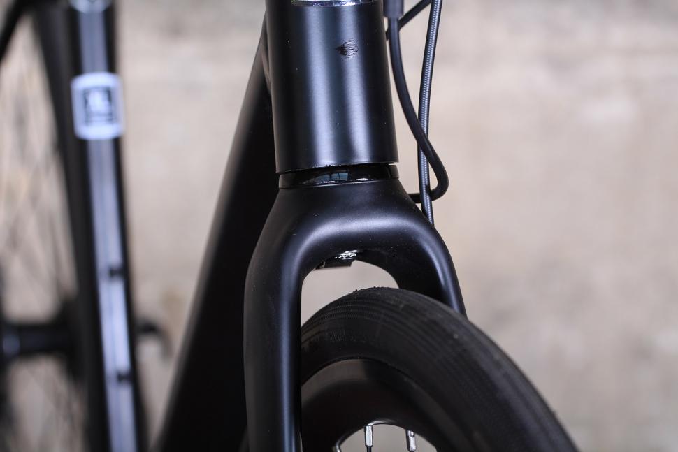 Marin Gestalt Three - fork clearance.jpg