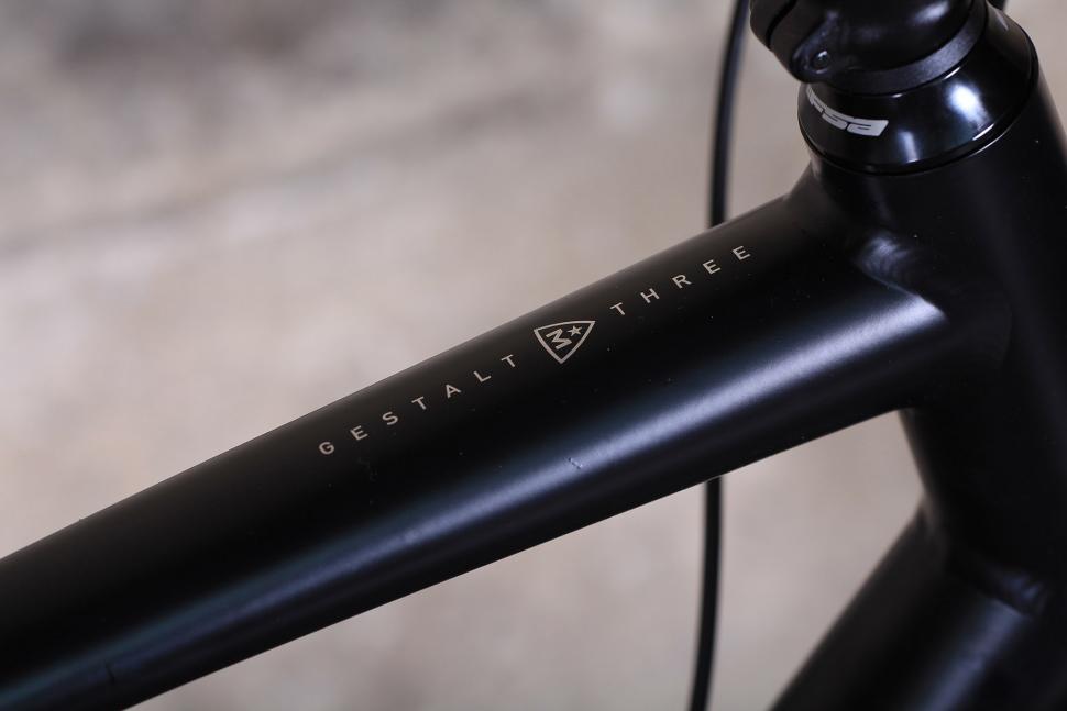 Marin Gestalt Three - top tube detail.jpg