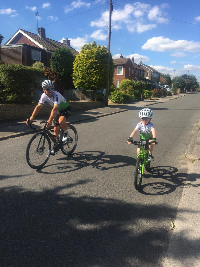 Mark Cavendish and Evan llewellyn.JPG