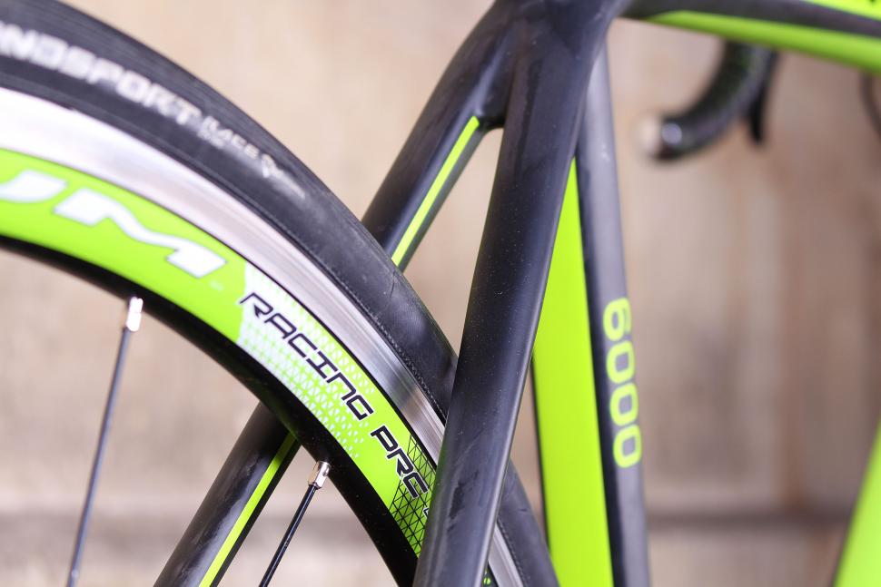 Merida Scultura 6000 - seat stays.jpg