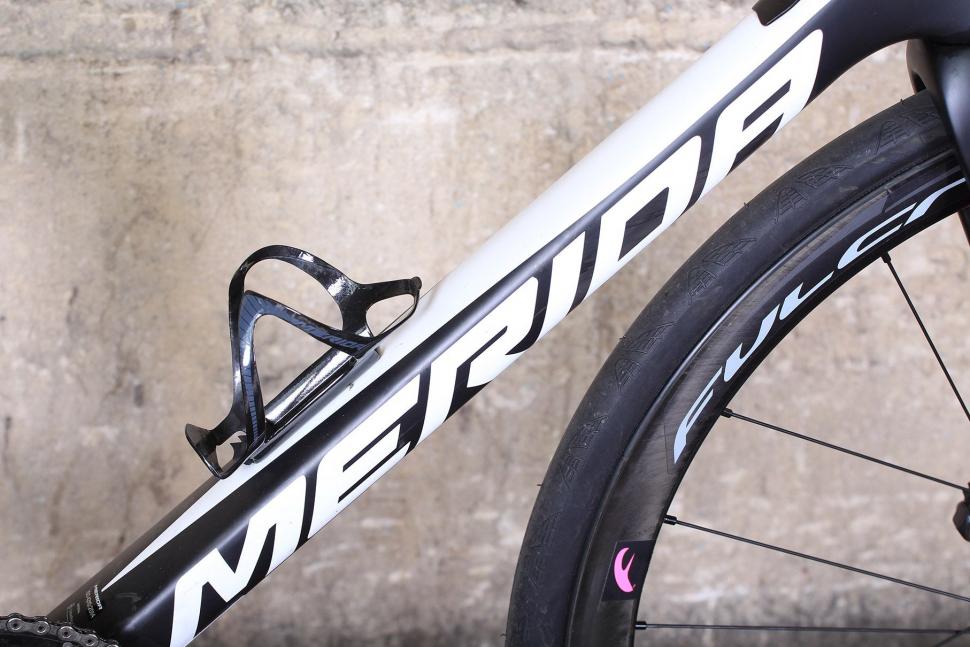 Merida Scultura Disc - down tube.jpg