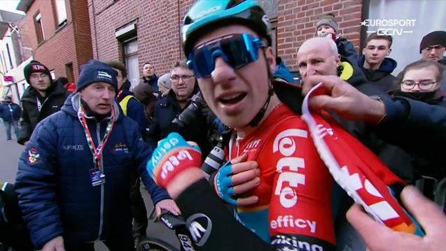 Milan Menten dislocates shoulder after winning 2023 Le Samyn (GCN)