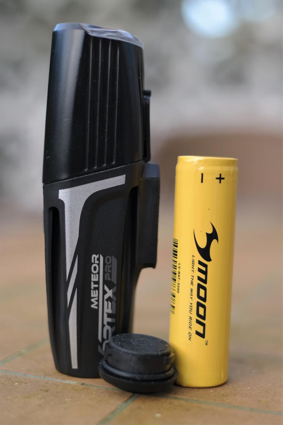 Moon Meteor Vortex Pro battery .JPG
