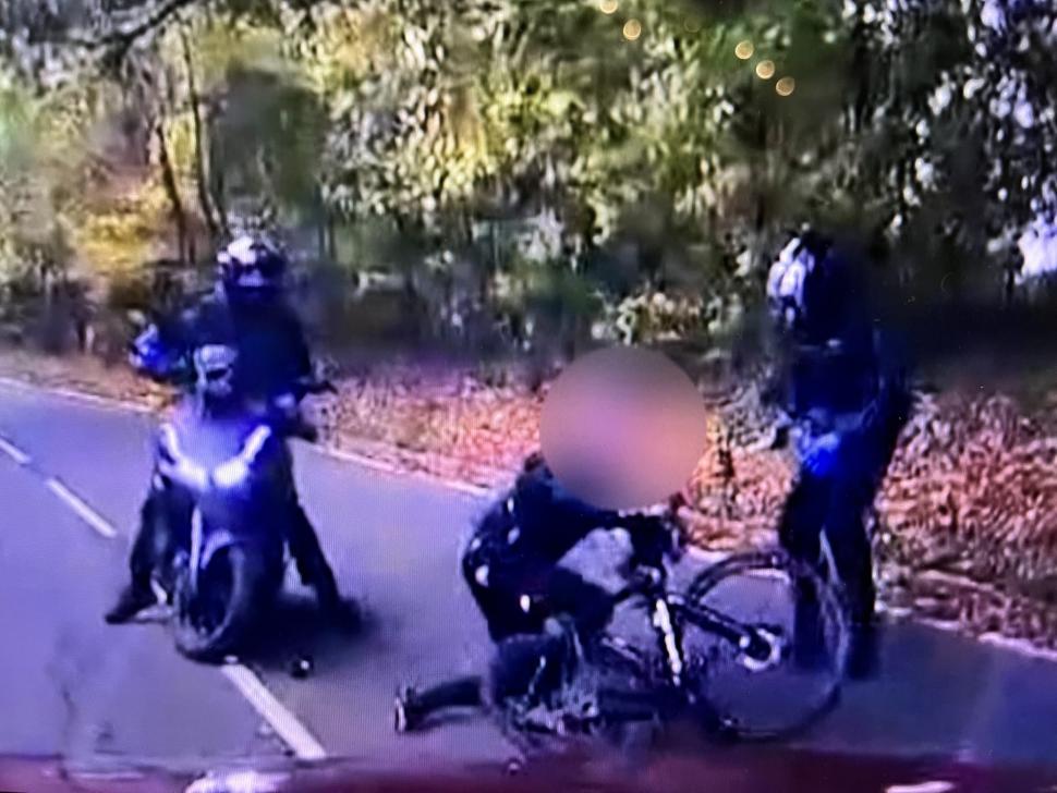 Moped riders attack cyclist in Hertfordshire