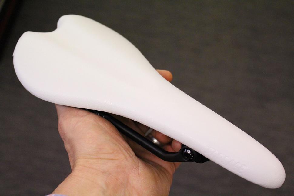 Morgaw Forsage saddle.jpg