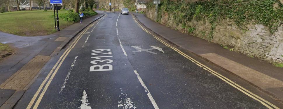 Narrow cycle lanes 1 Bristol