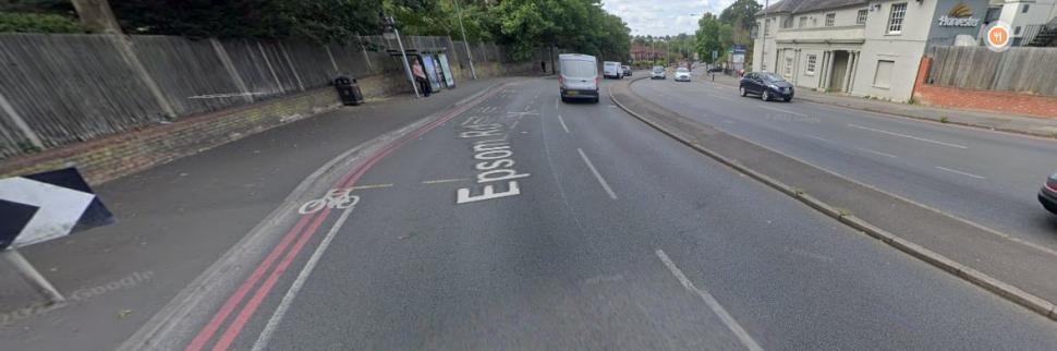 Narrow cycle lanes 3 A24