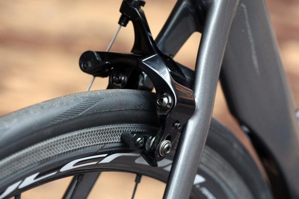 Neil Pryde Nazare SL - rear brake.jpg
