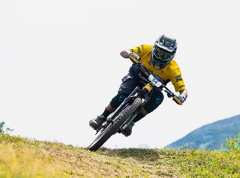 Nukeproof-Downhil