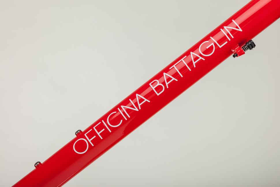 Officina Battaglin unveils new San Luca steel frame2.jpg