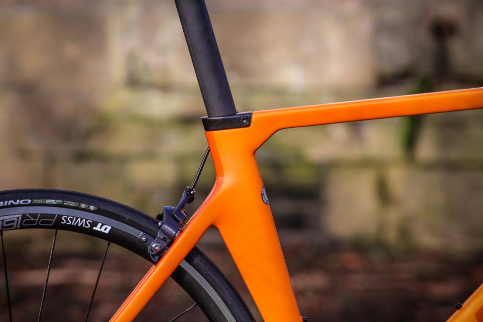Orbea Orca Aero - seat tube junction.jpg