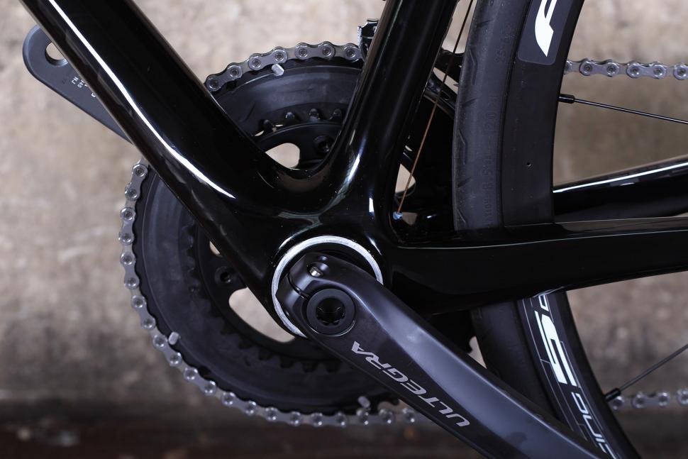 Orro Gold STC Disc - bottom bracket.jpg