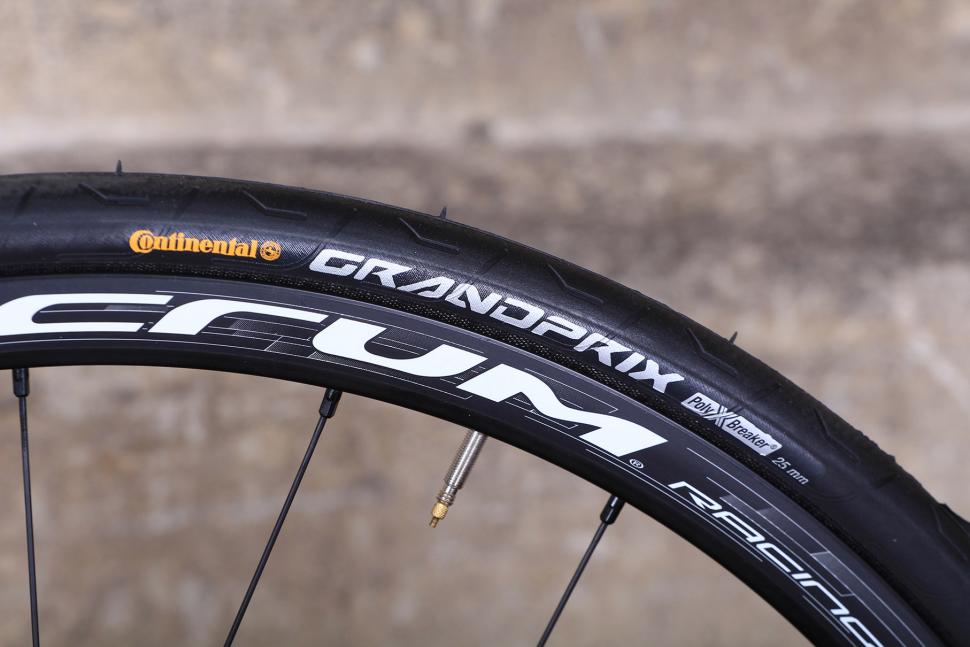 Orro Gold STC Disc - tyre.jpg