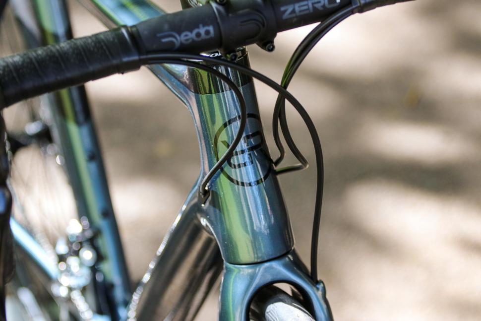 Orro Pyro Evo 105 Hydro - head tube badge.jpg