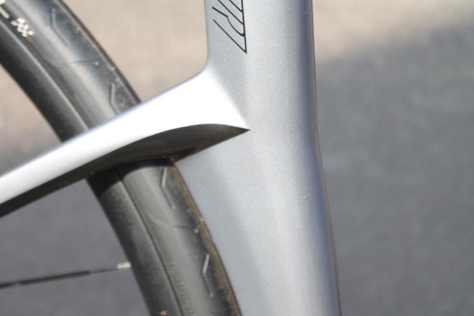 Orro Venturi Evo - seat tube seatstays - 1.jpg