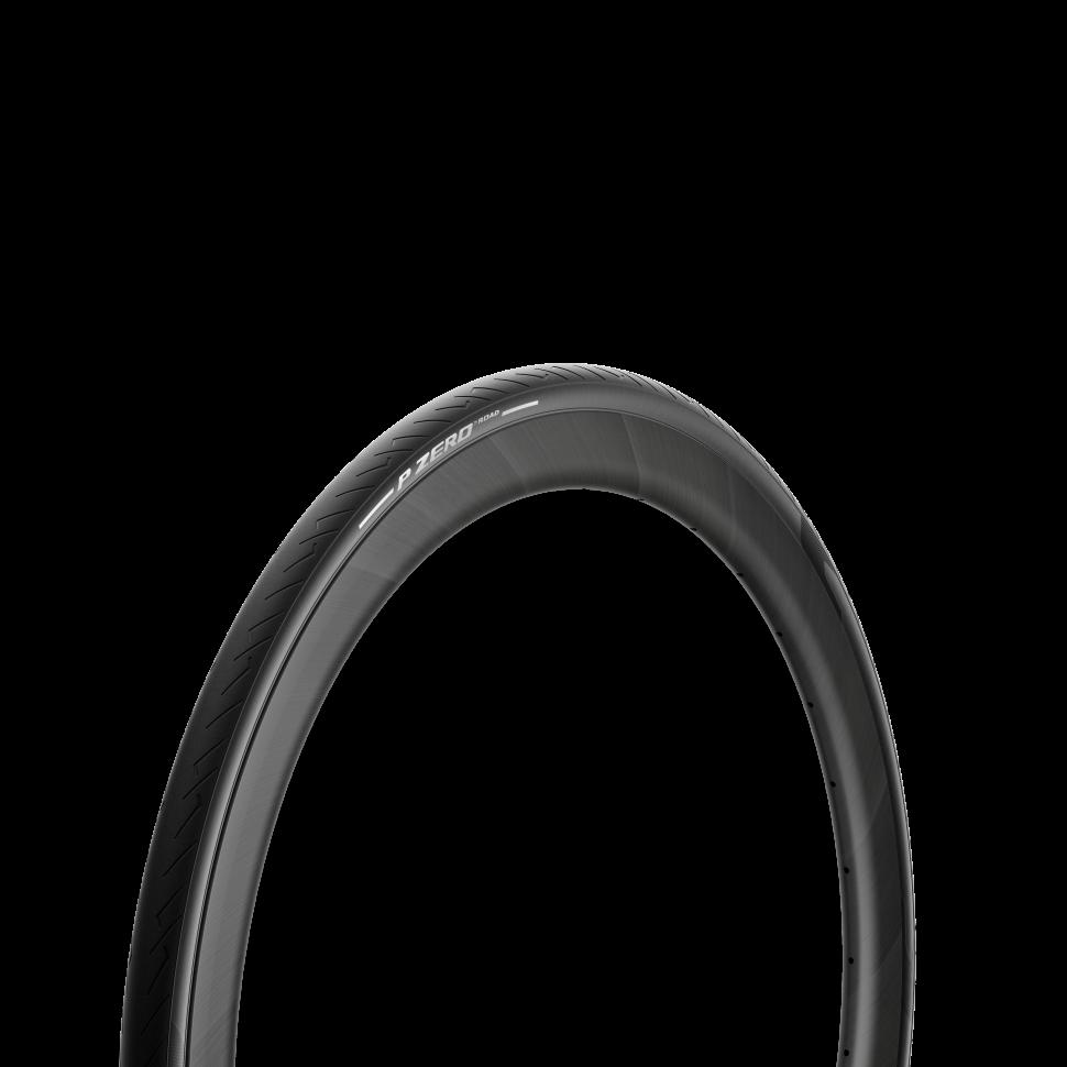 2021 P ZERO Road - product half