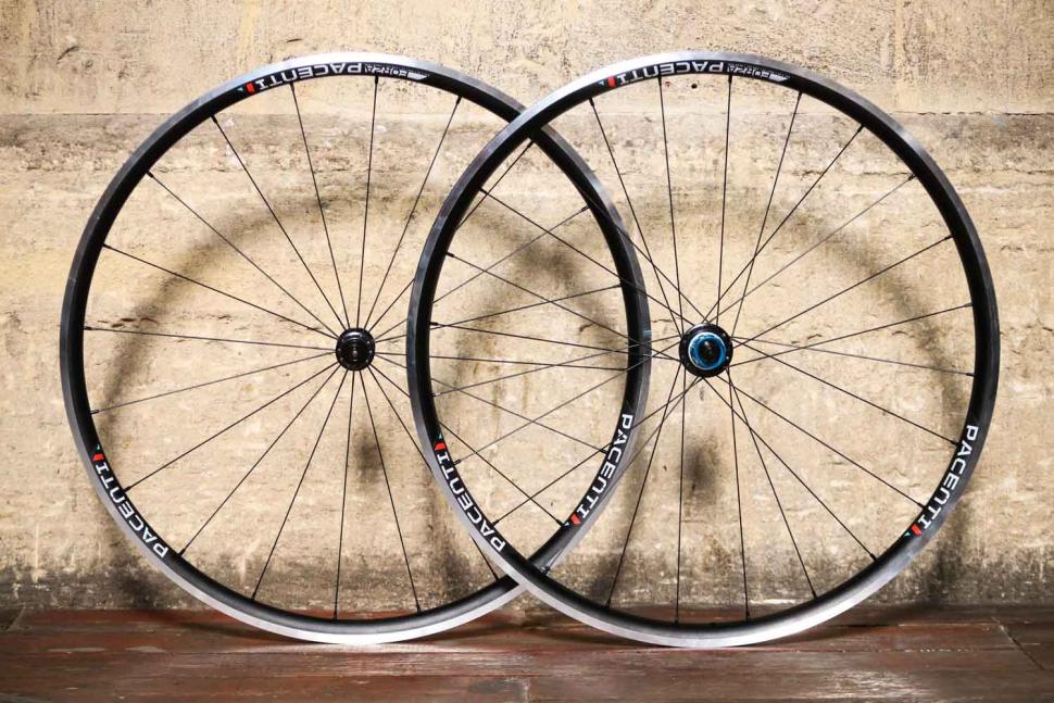 Pacenti Forza Rim Brake 700C wheelset.jpg