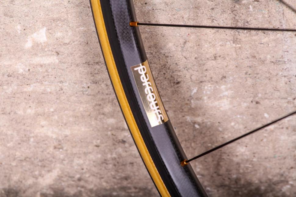 parcours_with_ryanbuildswheels_-_decal_2.jpg