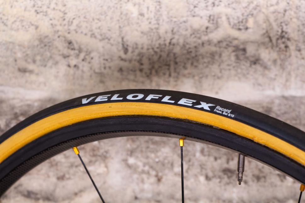 parcours_with_ryanbuildswheels_-_tyre.jpg