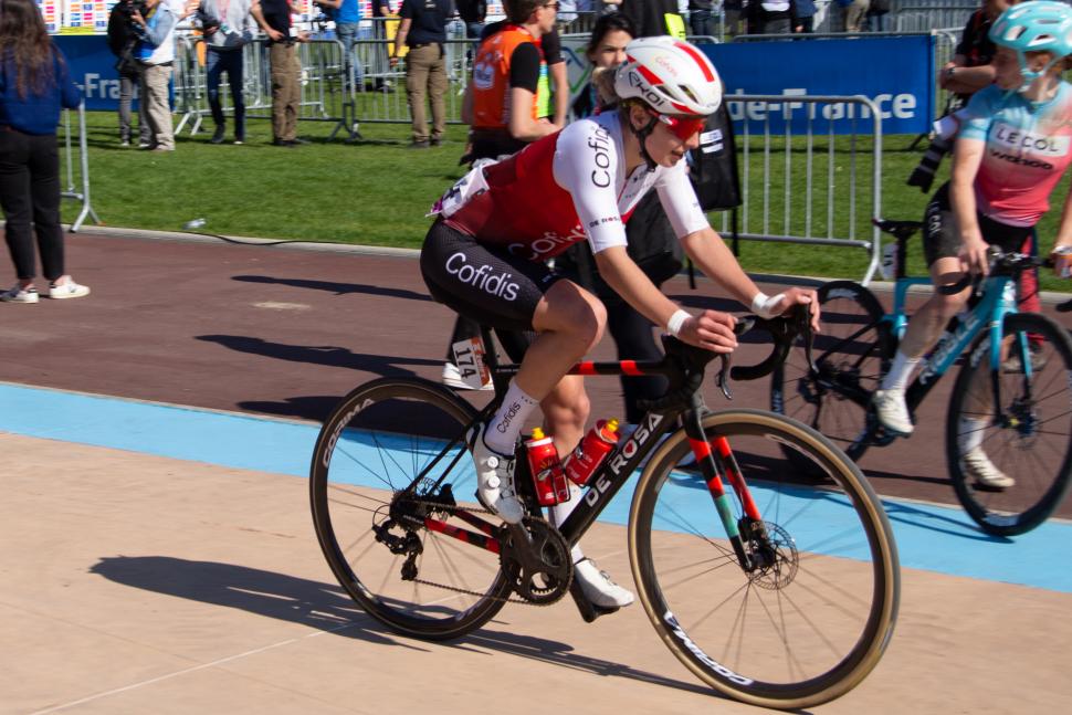 Paris Roubaix 22 Women's Tech Gallery-03.jpg