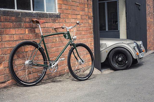 pashley_morgan_3_-_with_morgan_car_1.jpg
