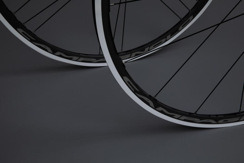 Limited edition Dark label Campagnolo Zonda wheelset