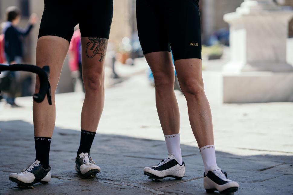 pedaled_women_shorts.jpg