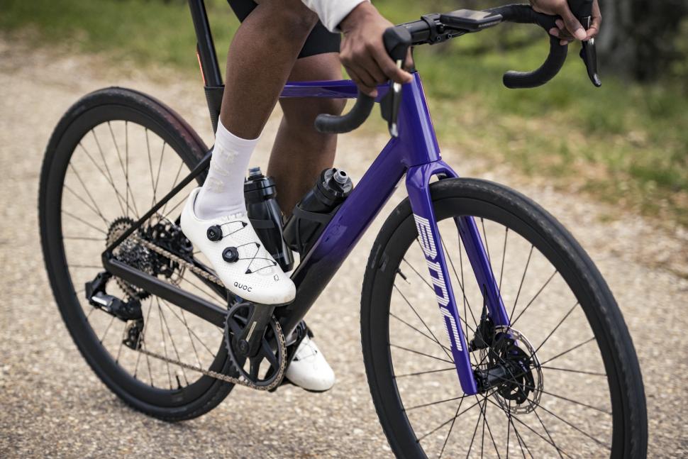 BMC roadmachine 2024 riding