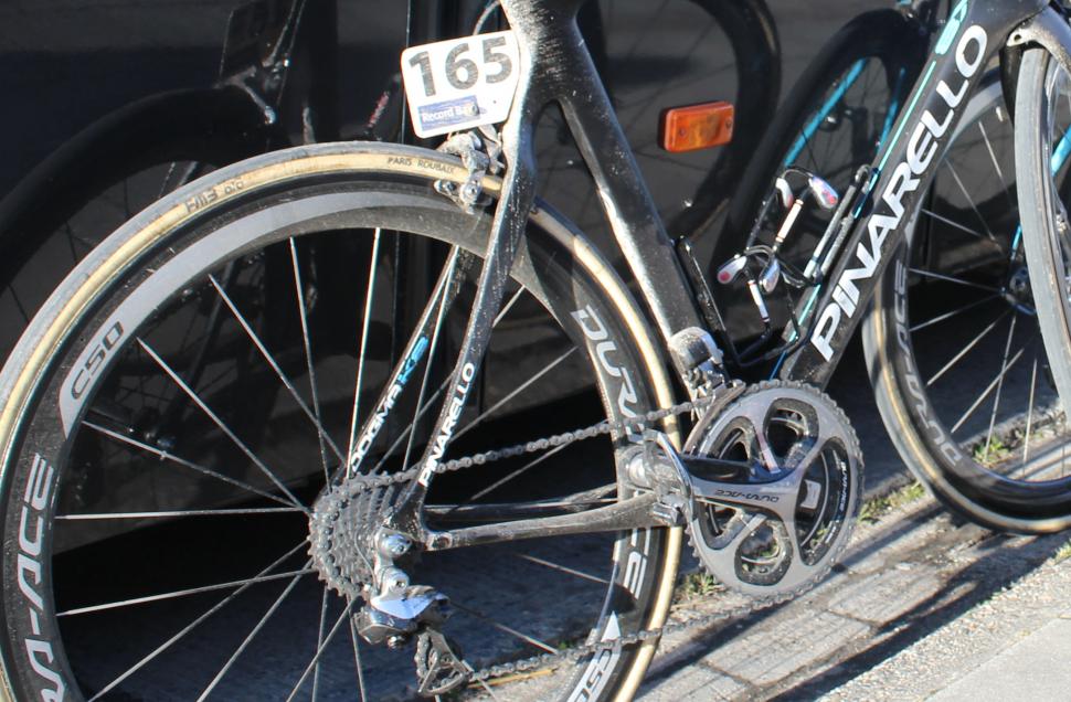 pinarello dogma k8 close.png