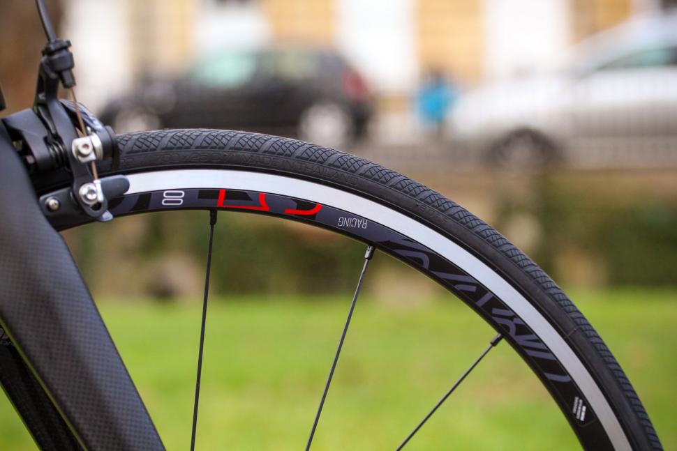 Pinarello Prince FX - rim.jpg