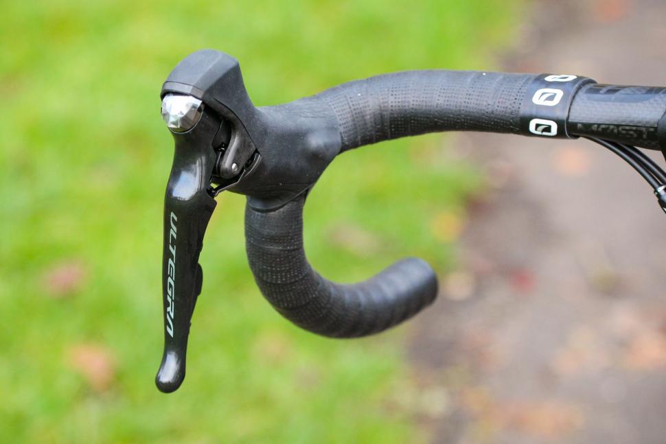 Pinarello Prince FX - shifter.jpg