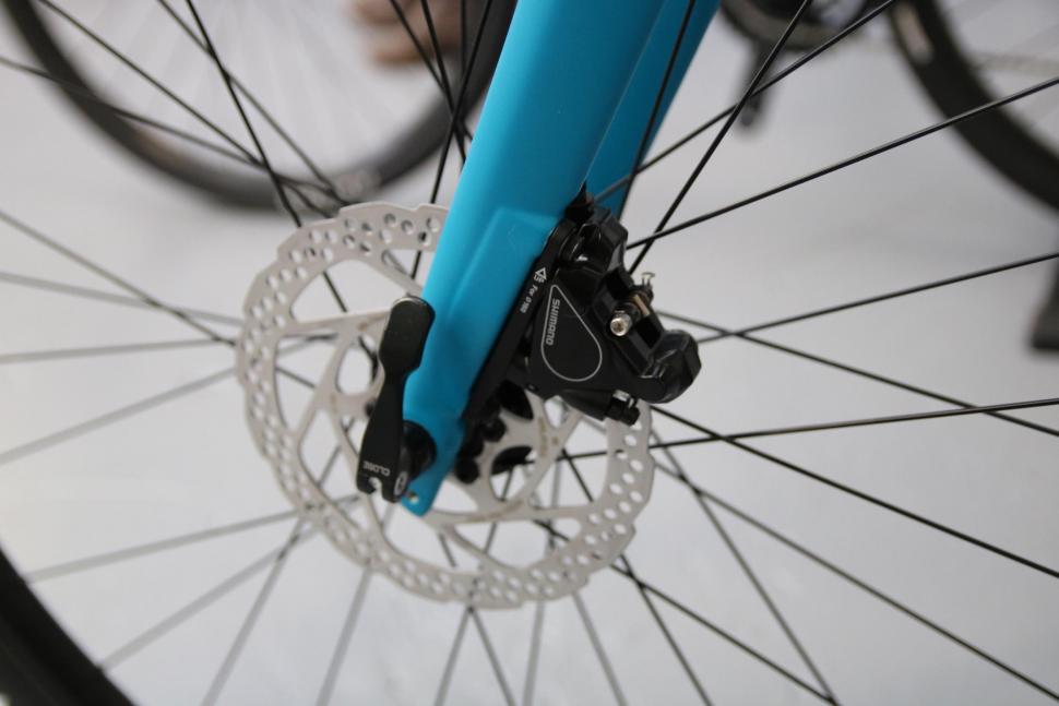 Pinnacle Arkose 2 women's 2017 8.jpg