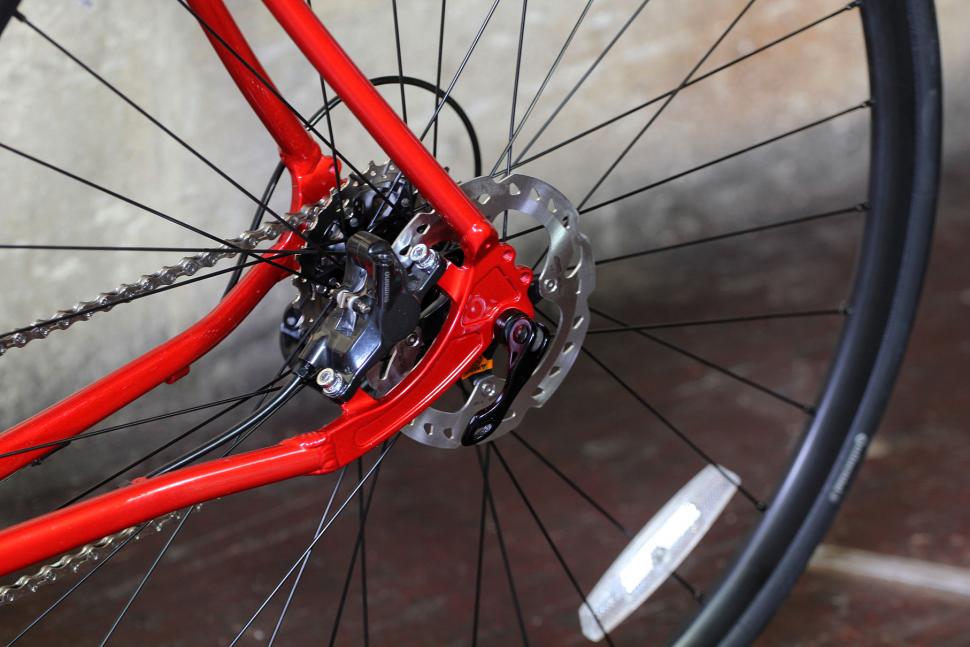 Pinnacle Dolomite 5 - rear dropout.jpg